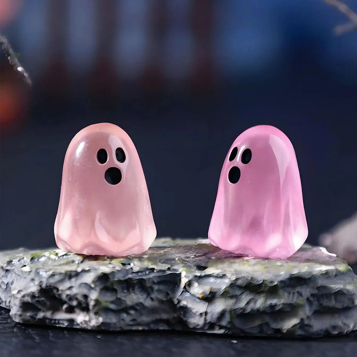 Luminous Mini Resin Ghost Figures for Halloween Decorations and Gifts