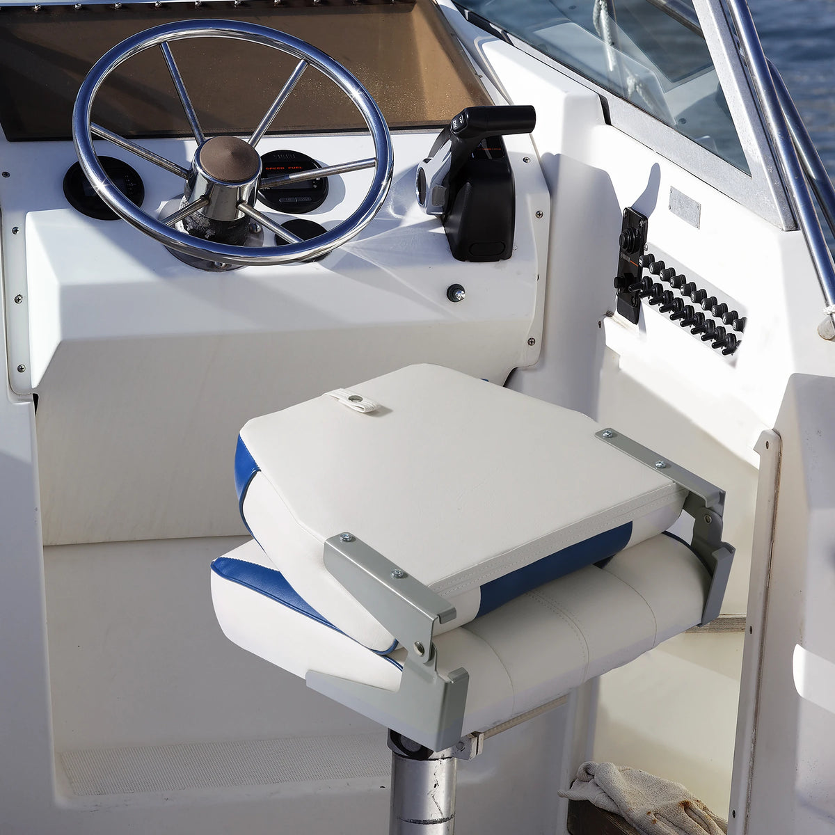 Folding Boat Seats with Thick Padding and Weather Resistant Design
