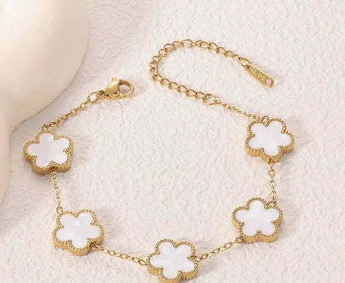 3pcs 18K Gold Plated 304 Stainless Steel Women's Clover Bracelet & Bangle Set, Minimalist Clover Jewelry Set, Layered Jewelry Set For Women, Suitable For Daily/Summer/Beach/Back To School/Wearing