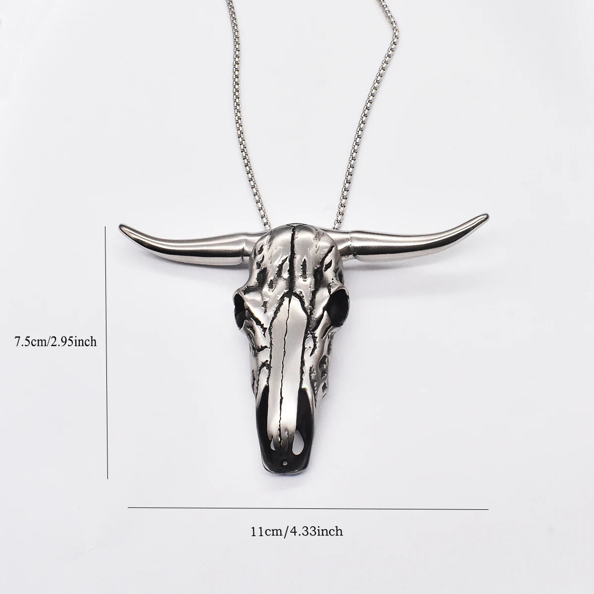 Bull head pendant necklace clasp with detachable horns - Western-style decoration