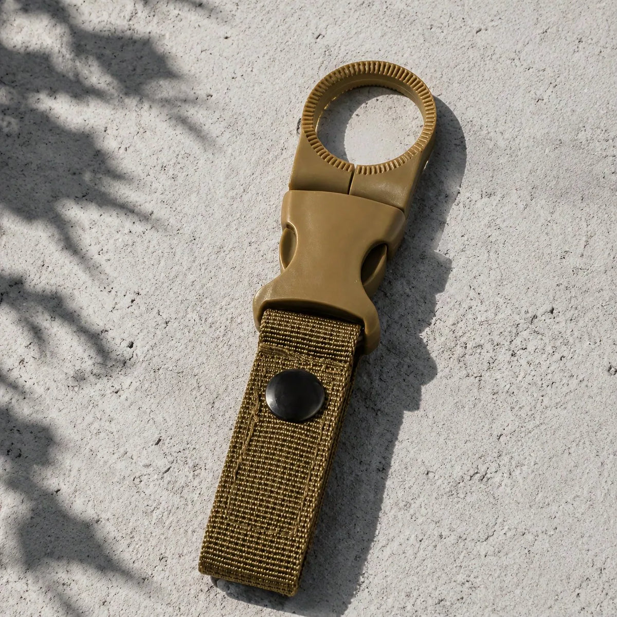 Portable Hiking Carabiner Water Bottle Clips for Camping and Travel